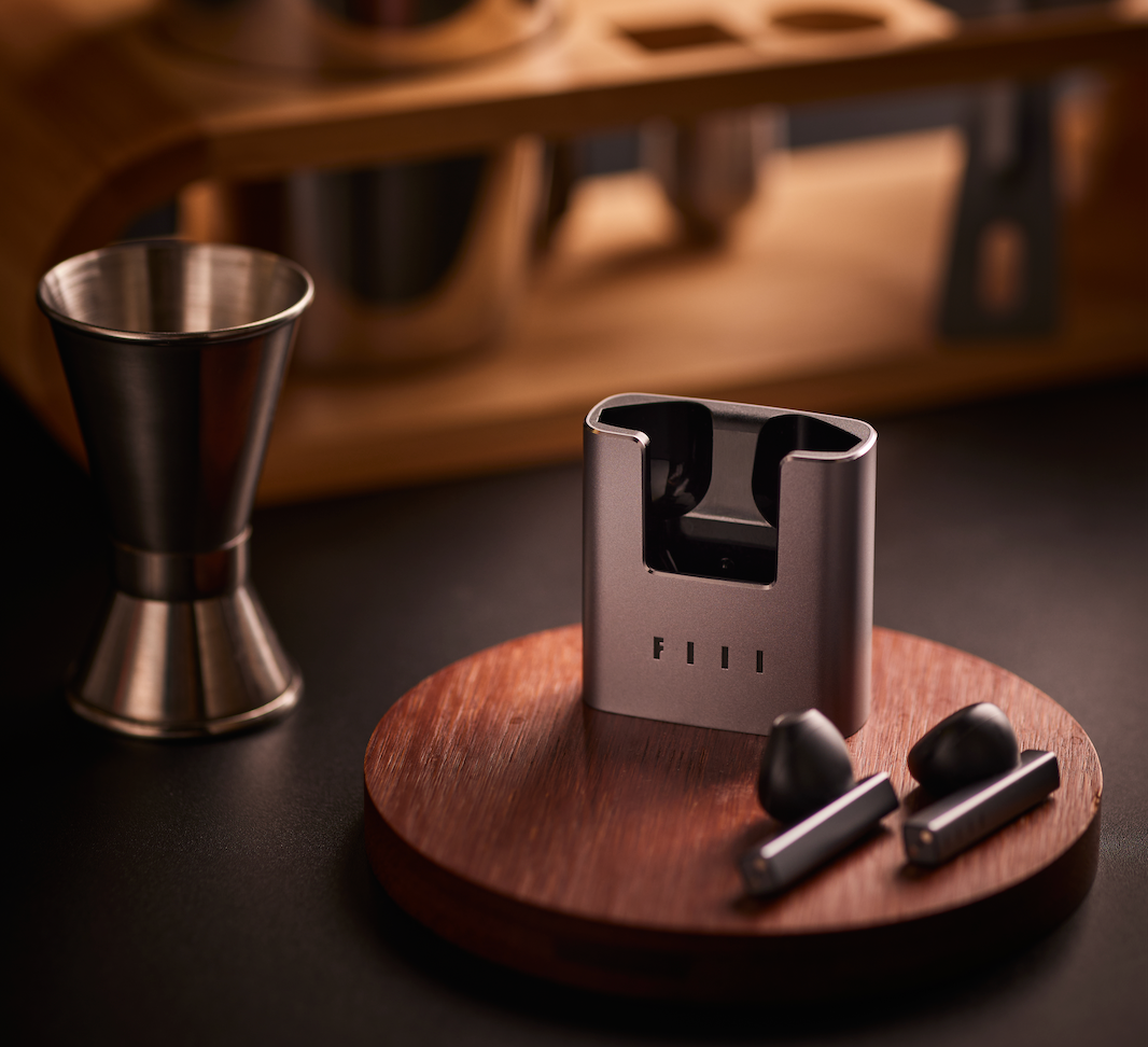 FIIL CC nano: The Metal Imagination
