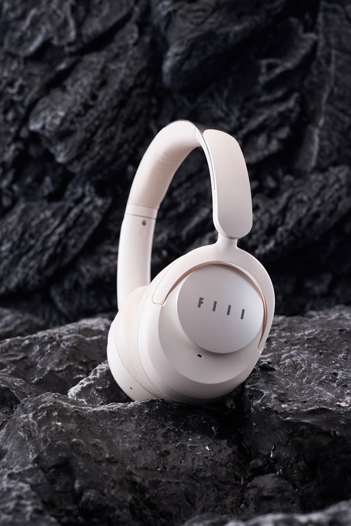 FIIL Key Max Chinese Ver. HI-FI Wireless ANC On-ear Headphones Adaptive Hybrid ANC Hi-Res Audio Wireless Certified + LDAC* Codec Up to 80-hrs of Playback Per Charge Dual-Mic+A.I.ENC Call Noise Cancellation  Support fiil+App Bluetooth 5.4