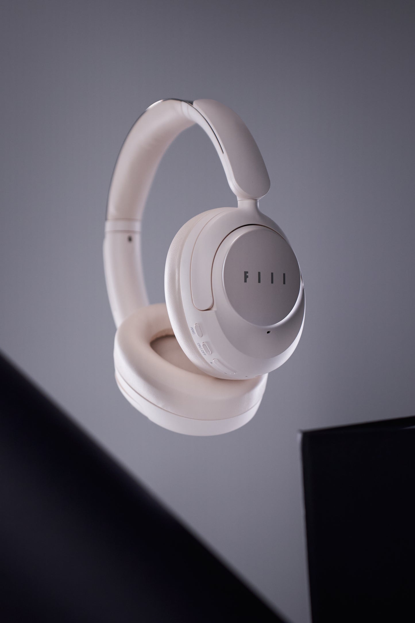 FIIL Key Max Chinese Ver. HI-FI Wireless ANC On-ear Headphones Adaptive Hybrid ANC Hi-Res Audio Wireless Certified + LDAC* Codec Up to 80-hrs of Playback Per Charge Dual-Mic+A.I.ENC Call Noise Cancellation  Support fiil+App Bluetooth 5.4