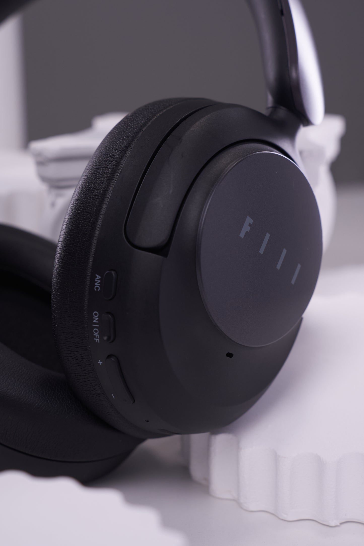 FIIL Key Max Chinese Ver. HI-FI Wireless ANC On-ear Headphones Adaptive Hybrid ANC Hi-Res Audio Wireless Certified + LDAC* Codec Up to 80-hrs of Playback Per Charge Dual-Mic+A.I.ENC Call Noise Cancellation  Support fiil+App Bluetooth 5.4