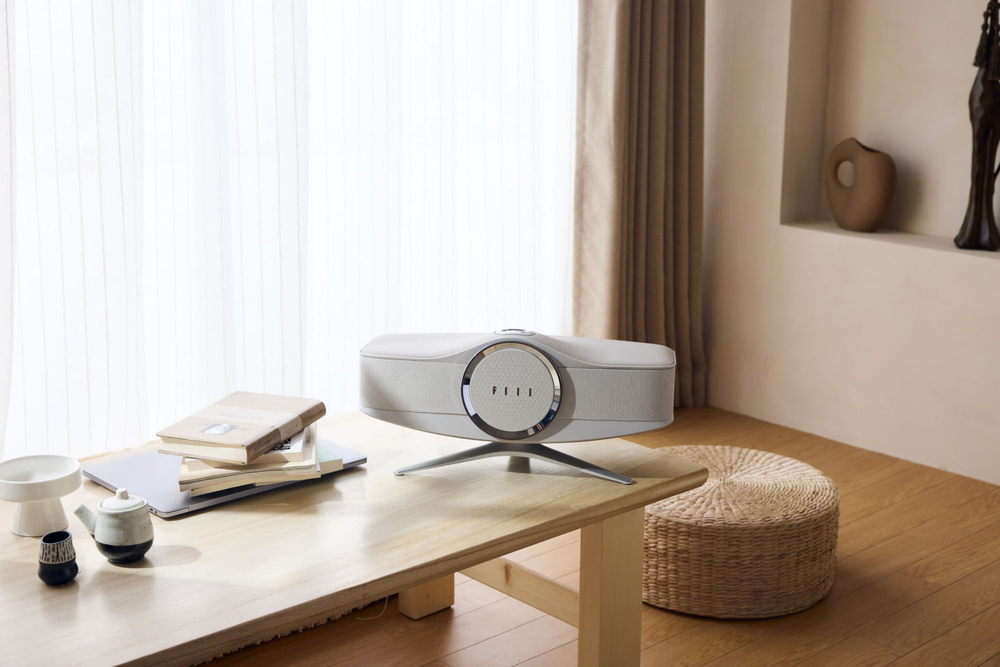 FIIL Aviator TRUE-LOSSLESS HIFI SPEAKER Proprietary True-Lossless Audio Codec All-Digital Processing for 5 Driver Channels & 3 Independent Cavities THX/Hi-Res/Hi-Res Wireless Certified