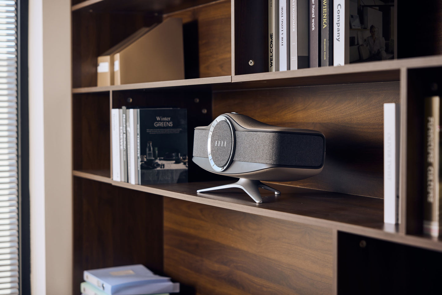 FIIL Aviator TRUE-LOSSLESS HIFI SPEAKER Proprietary True-Lossless Audio Codec All-Digital Processing for 5 Driver Channels & 3 Independent Cavities THX/Hi-Res/Hi-Res Wireless Certified