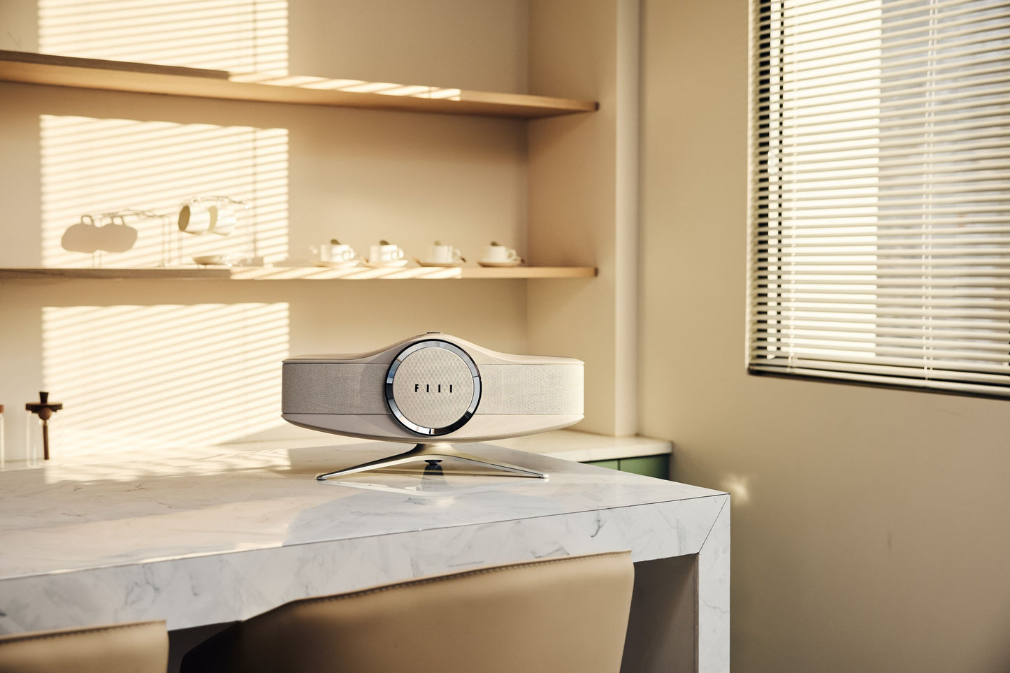 FIIL Aviator TRUE-LOSSLESS HIFI SPEAKER Proprietary True-Lossless Audio Codec All-Digital Processing for 5 Driver Channels & 3 Independent Cavities THX/Hi-Res/Hi-Res Wireless Certified